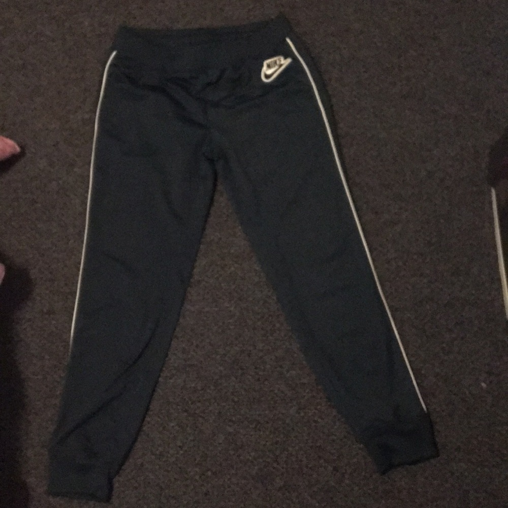 Nike joggers